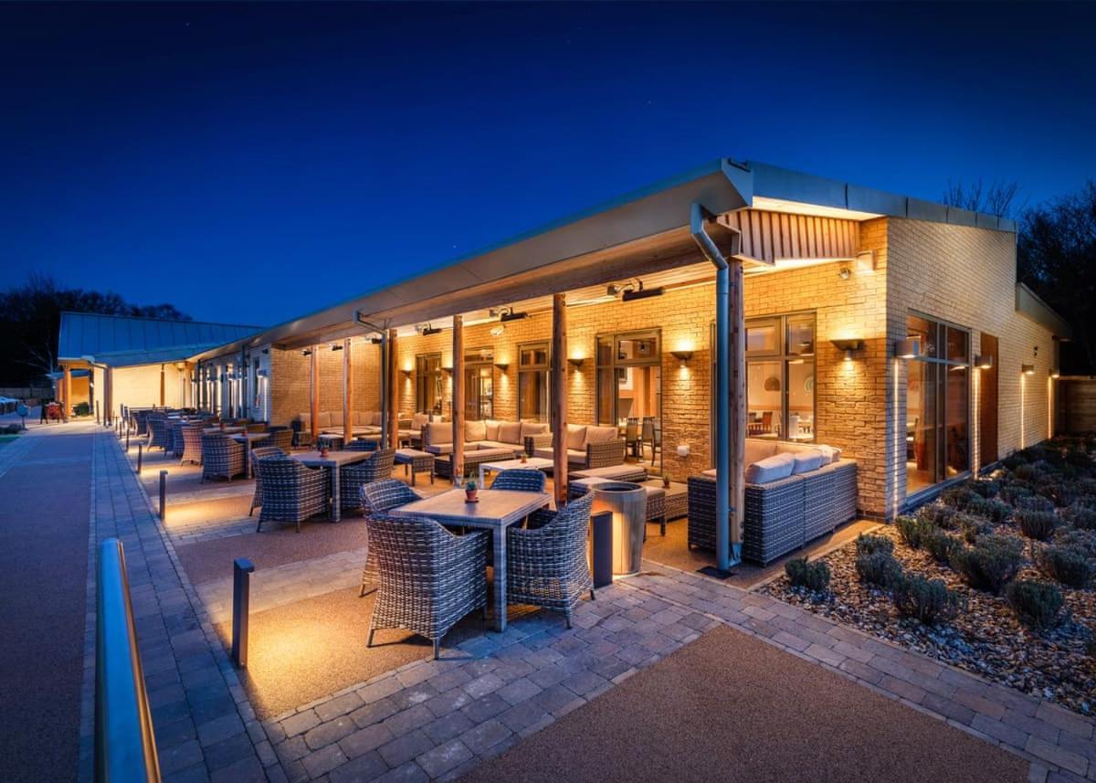 Norfolk Woods Resort And Spa Narborough  エクステリア 写真
