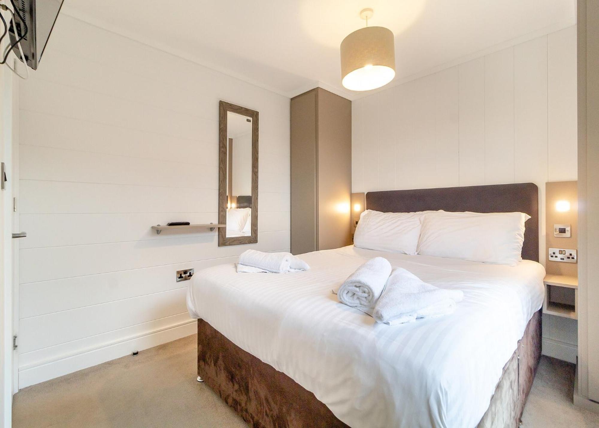Norfolk Woods Resort And Spa Narborough  部屋 写真